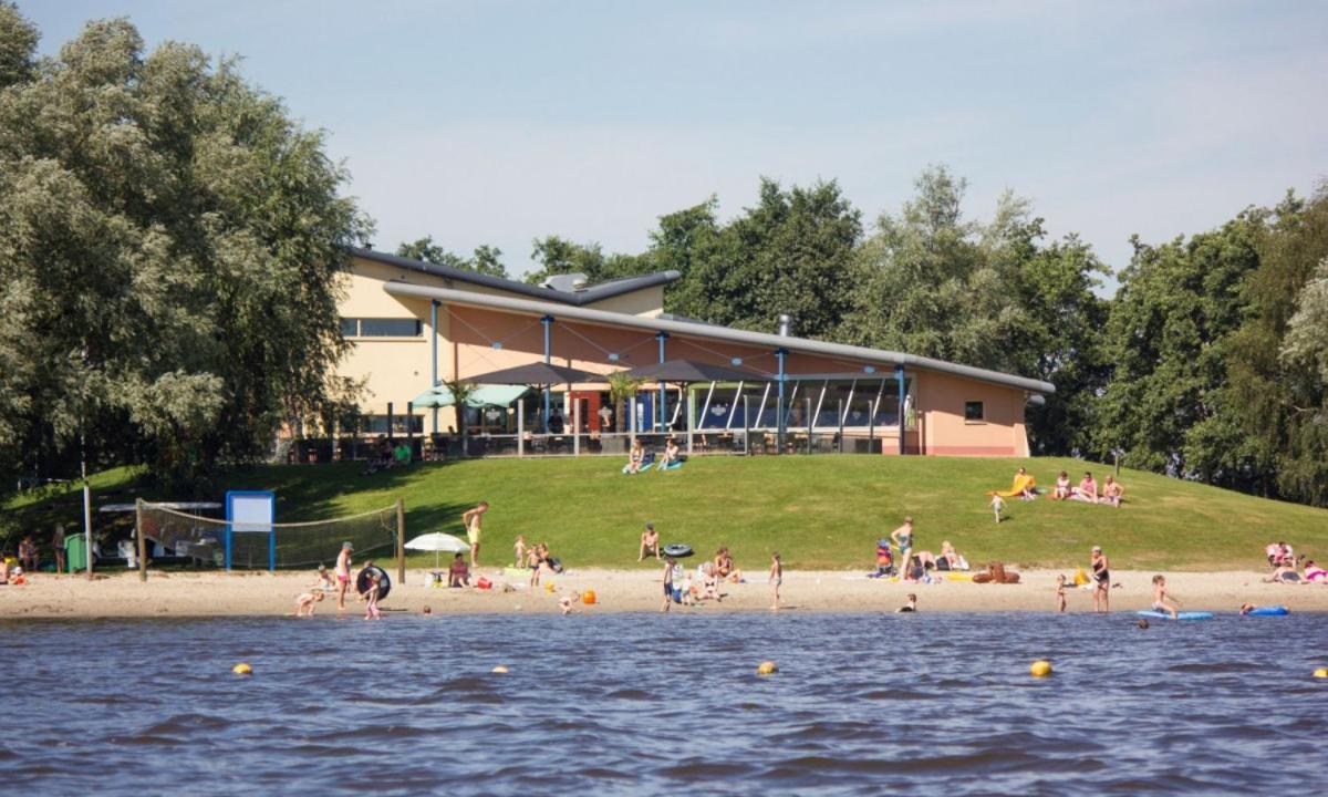 Hotel Chalet Kajuit 418 Op 5 Sterren Camping Bergumermeer Suameer Exteriér fotografie